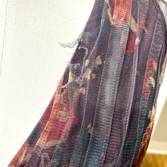 Marchesa Notte Long Floral Print Dress With Black Mesh Overlay, Deep V - Picture 12 of 12